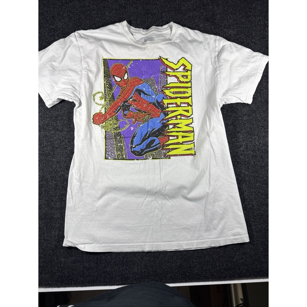 Marvel Spider Man Graphic Tee Shirt Mens Medium White Comic Book Retro